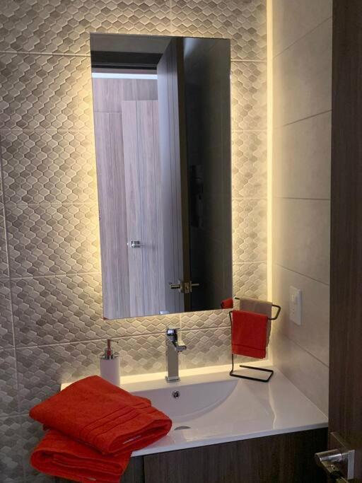 Confort Suite La Carolina 키토 외부 사진